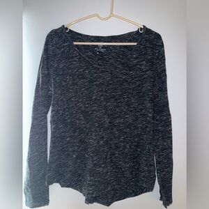 Old Navy Charcoal Long Sleeve Top